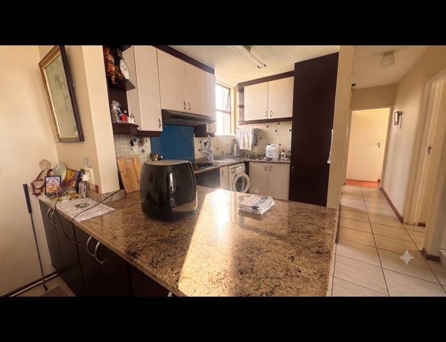 2 BEDROOM APARTMENT FOR SALE IN MORNINGSIDE